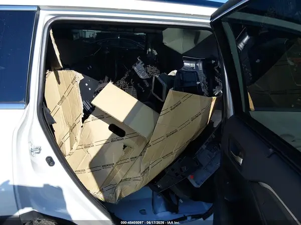 5TDJZRFH6KS627569 2019 TOYOTA HIGHLANDER - Image 8