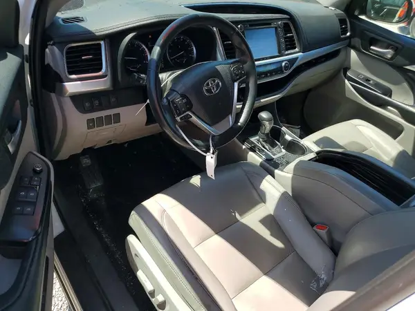 5TDJZRFH6KS712394 2019 TOYOTA HIGHLANDER - Image 8