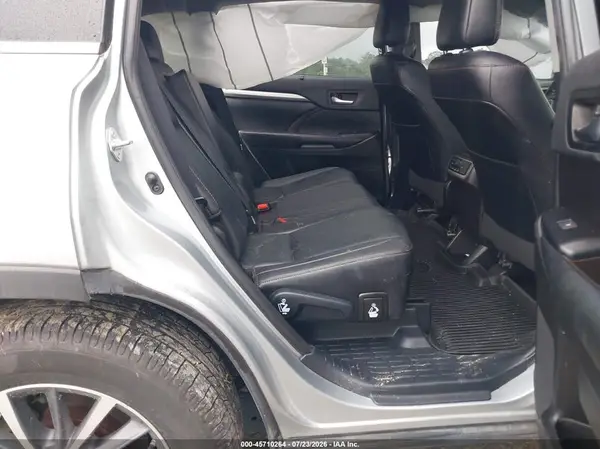 5TDJZRFH6KS718339 2019 TOYOTA HIGHLANDER - Image 8