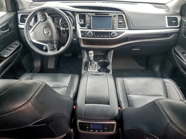 5TDJZRFH6KS721127 2019 TOYOTA HIGHLANDER - Image 8