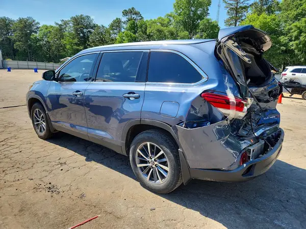 5TDJZRFH6KS722844 2019 TOYOTA HIGHLANDER - Image 2