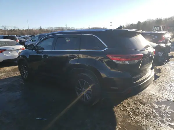 5TDJZRFH6KS952416 2019 TOYOTA HIGHLANDER - Image 2