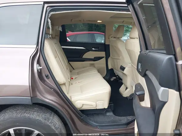 5TDJZRFH6KS966316 2019 TOYOTA HIGHLANDER - Image 8