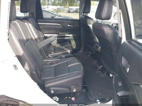 5TDJZRFH6KS977588 2019 TOYOTA HIGHLANDER - Image 8