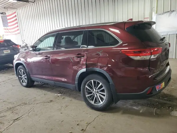 5TDJZRFH6KS992432 2019 TOYOTA HIGHLANDER - Image 2