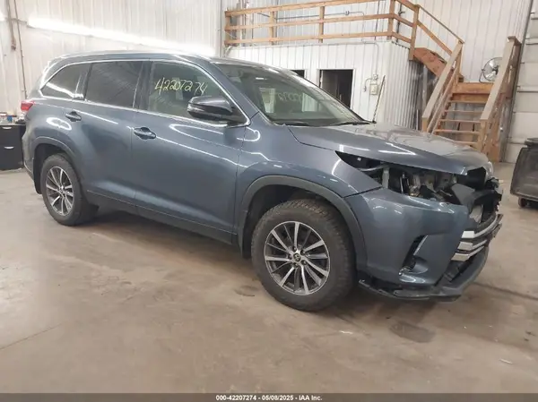 5TDJZRFH6KS999462 2019 TOYOTA HIGHLANDER - Image 1