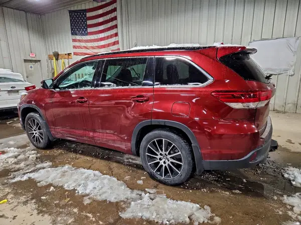 5TDJZRFH7HS379521 2017 TOYOTA HIGHLANDER - Image 2