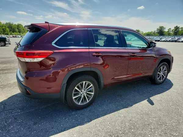 2017 TOYOTA HIGHLANDER COPART lot 65749206 auction photo 3