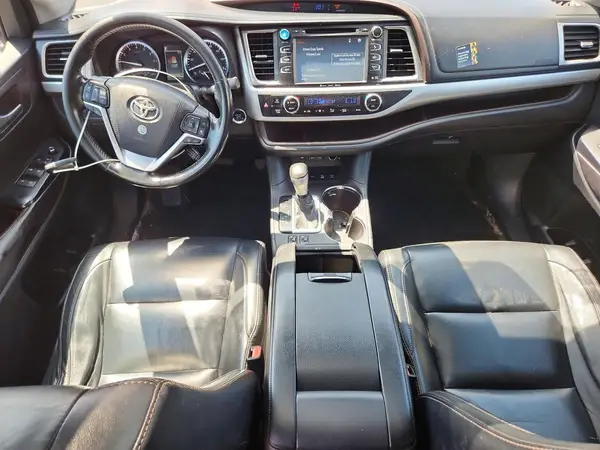 2017 TOYOTA HIGHLANDER COPART lot 65749206 auction photo 8