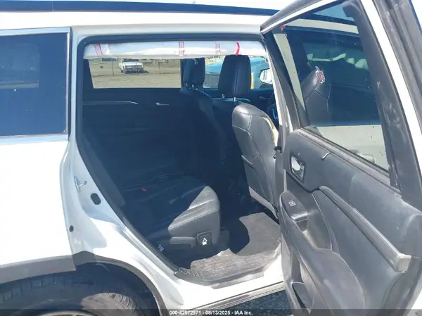 5TDJZRFH7HS408063 2017 TOYOTA HIGHLANDER - Image 8