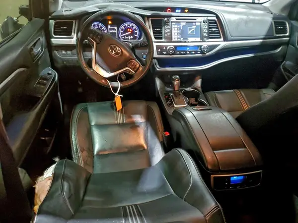 5TDJZRFH7HS443377 2017 TOYOTA HIGHLANDER - Image 8
