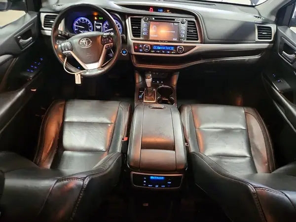 5TDJZRFH7HS449132 2017 TOYOTA HIGHLANDER - Image 8