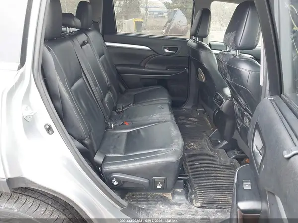 5TDJZRFH7HS449938 2017 TOYOTA HIGHLANDER - Image 8
