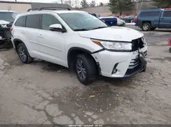5TDJZRFH7HS456582 2017 TOYOTA HIGHLANDER