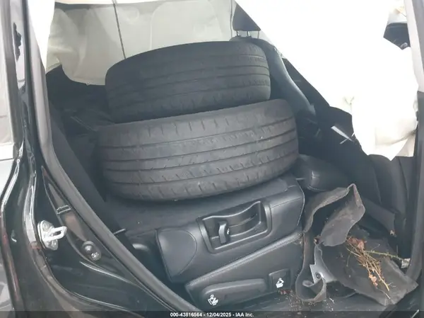 5TDJZRFH7HS469090 2017 TOYOTA HIGHLANDER - Image 8