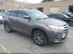 5TDJZRFH7HS473205 2017 TOYOTA HIGHLANDER