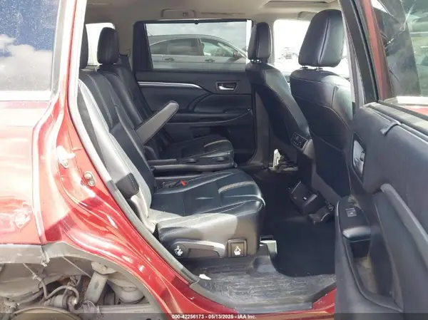 5TDJZRFH7HS478890 2017 TOYOTA HIGHLANDER - Image 8