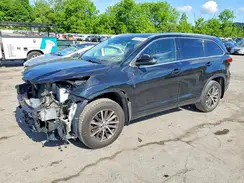 5TDJZRFH7HS482504 2017 TOYOTA HIGHLANDER