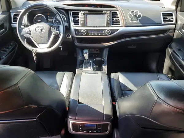 5TDJZRFH7HS482504 2017 TOYOTA HIGHLANDER - Image 8