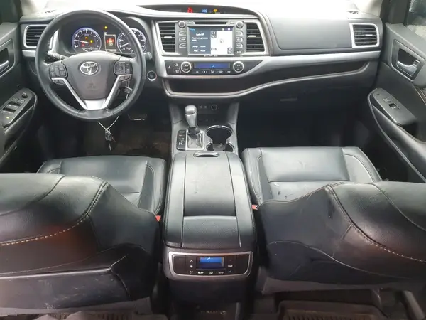 5TDJZRFH7HS483216 2017 TOYOTA HIGHLANDER - Image 8