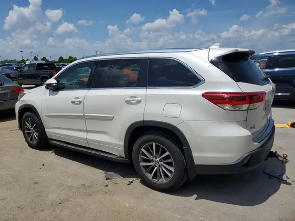 5TDJZRFH7HS514352 2017 TOYOTA HIGHLANDER - Image 2