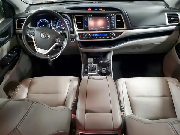 5TDJZRFH7HS518448 2017 TOYOTA HIGHLANDER - Image 8