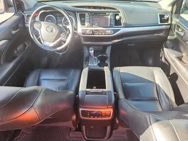 5TDJZRFH7JS536373 2018 TOYOTA HIGHLANDER - Image 8
