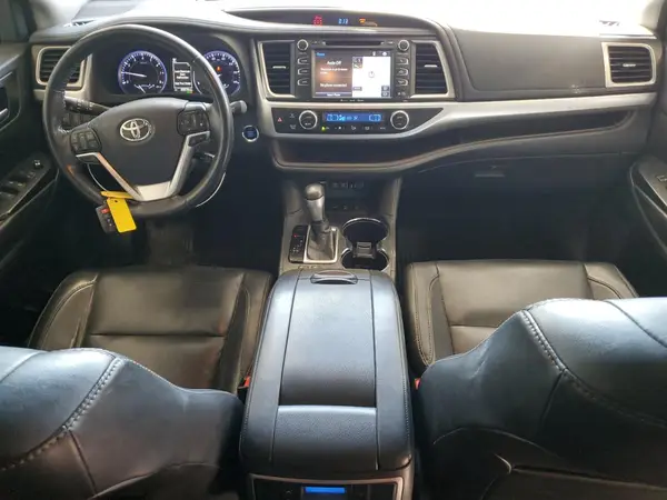 5TDJZRFH7JS536454 2018 TOYOTA HIGHLANDER - Image 8