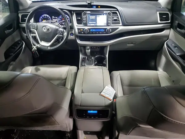 5TDJZRFH7JS541136 2018 TOYOTA HIGHLANDER - Image 8