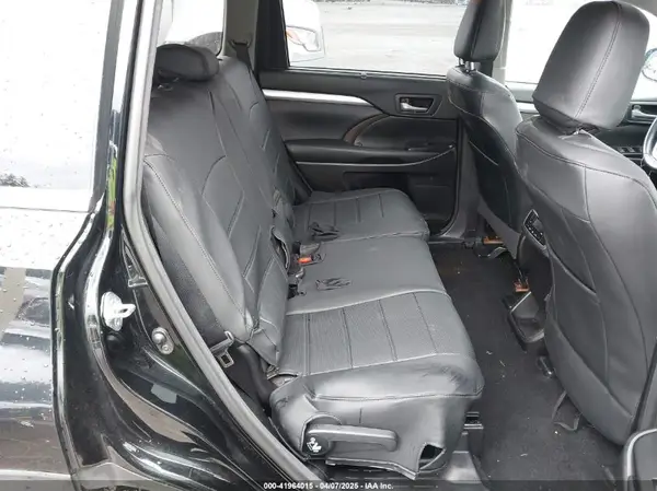 5TDJZRFH7JS545297 2018 TOYOTA HIGHLANDER - Image 8
