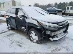 5TDJZRFH7JS546725 2018 TOYOTA HIGHLANDER