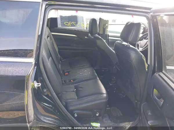 5TDJZRFH7JS550290 2018 TOYOTA HIGHLANDER - Image 8
