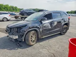 5TDJZRFH7JS560320 2018 TOYOTA HIGHLANDER