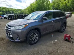 5TDJZRFH7JS561872 2018 TOYOTA HIGHLANDER