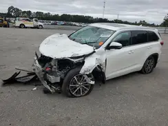 5TDJZRFH7JS833093 2018 TOYOTA HIGHLANDER