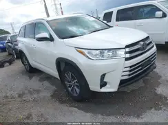 5TDJZRFH7JS834180 2018 TOYOTA HIGHLANDER