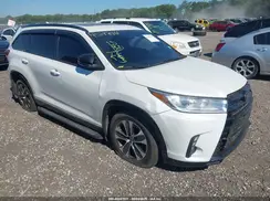 5TDJZRFH7JS840318 2018 TOYOTA HIGHLANDER