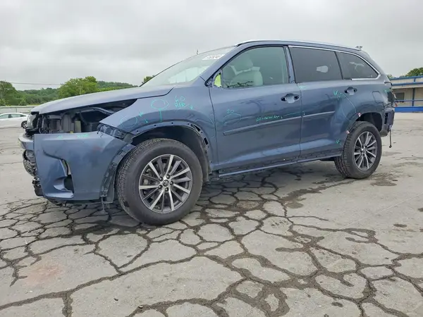 5TDJZRFH7JS853084 2018 TOYOTA HIGHLANDER - Image 1