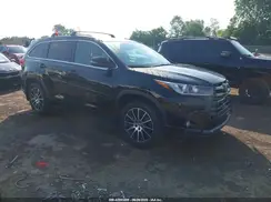 5TDJZRFH7JS868717 2018 TOYOTA HIGHLANDER