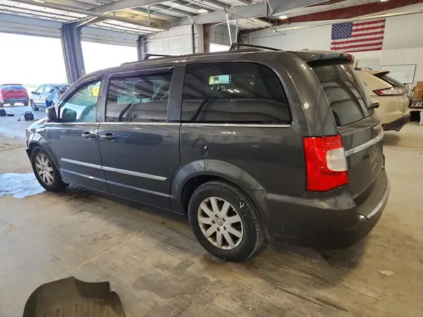 5TDJZRFH7JS869219 2018 TOYOTA HIGHLANDER - Image 2