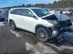 5TDJZRFH7JS901585 2018 TOYOTA HIGHLANDER