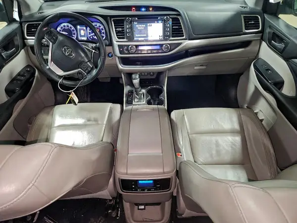 5TDJZRFH7JS911727 2018 TOYOTA HIGHLANDER - Image 8