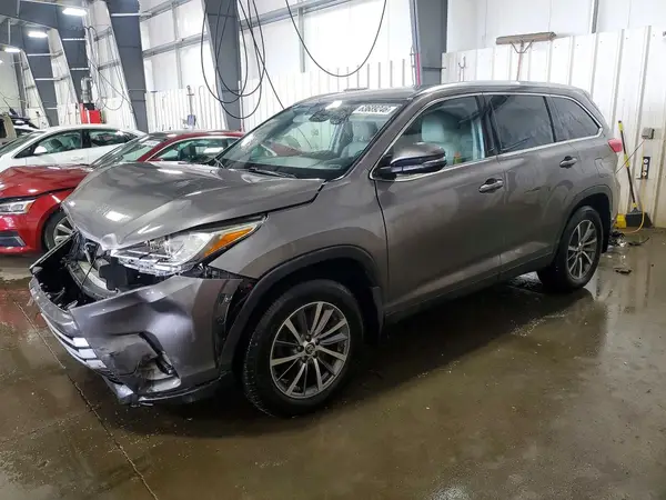 5TDJZRFH7KS565017 2019 TOYOTA HIGHLANDER - Image 1