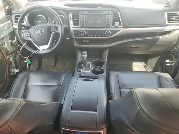 5TDJZRFH7KS566488 2019 TOYOTA HIGHLANDER - Image 8