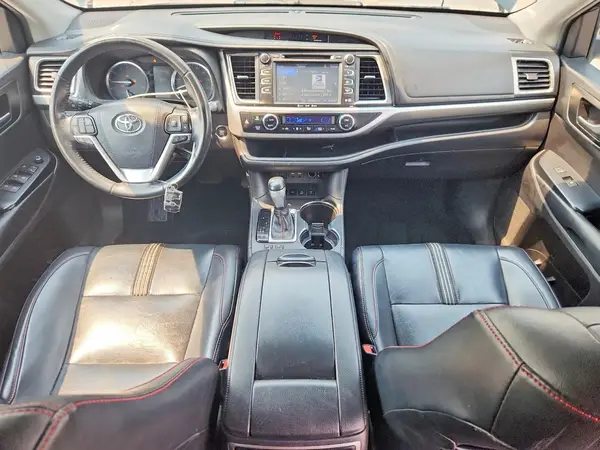 5TDJZRFH7KS570413 2019 TOYOTA HIGHLANDER - Image 8