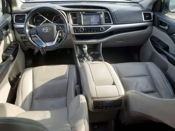 5TDJZRFH7KS575398 2019 TOYOTA HIGHLANDER - Image 8