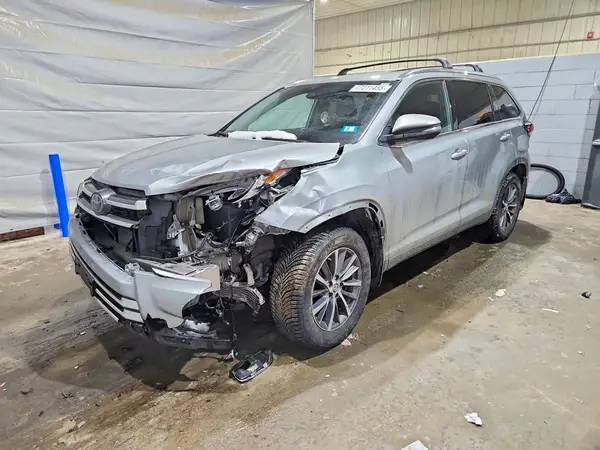 5TDJZRFH7KS578947 2019 TOYOTA HIGHLANDER - Image 1
