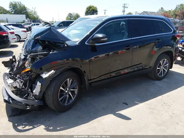 5TDJZRFH7KS587471 2019 TOYOTA HIGHLANDER - Image 2