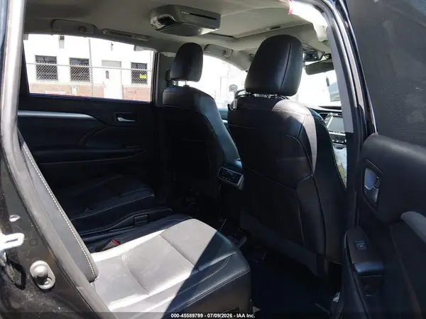 5TDJZRFH7KS587471 2019 TOYOTA HIGHLANDER - Image 8