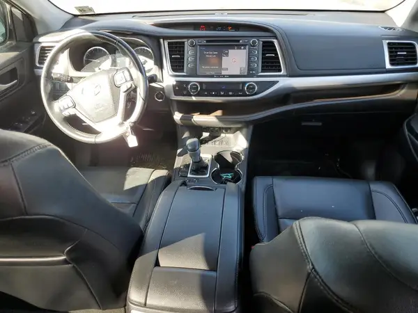 5TDJZRFH7KS594114 2019 TOYOTA HIGHLANDER - Image 8
